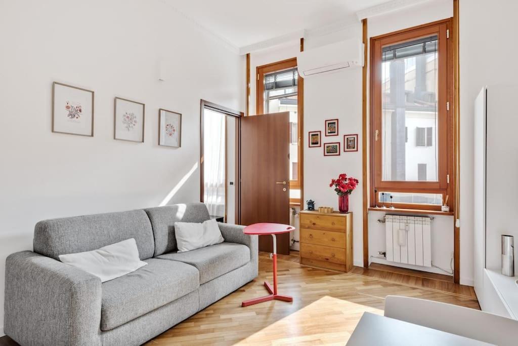Easylife - Bello E Luminoso Flat In Zona Centrale มิลาน ภายนอก รูปภาพ